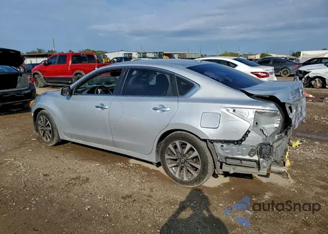 2017 Nissan Altima 2.5 z USA, uszkodzony, nr VIN 1N4AL3AP4HC203952